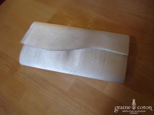 Pochette satinée ivoire