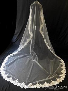 Galvan Sposa - Voile long de 3 mètres en tulle souple ivoire bordé de broderie perlée sans rabat avant