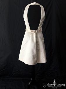 Robe courte en soie ivoire dos nu