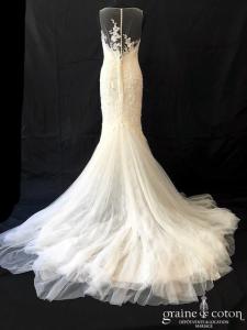 Pronovias - Drinam