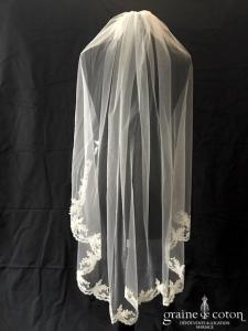 Pronovias - Voile ivoire mi long en tulle bordé de dentelle