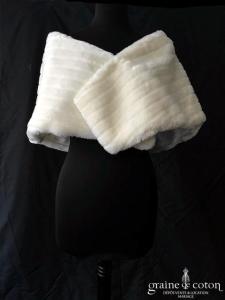 Bianco Evento - Boléro / étole /cape en fausse fourrure ivoire