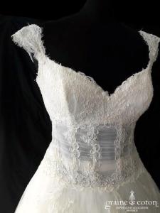 Pronovias - Rhin