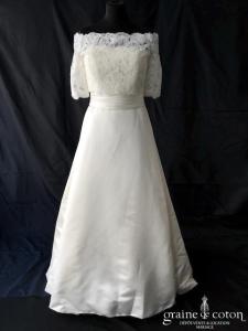 White One pour Pronovias - Janais