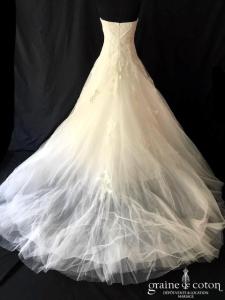 San Patrick pour Pronovias - Halivert