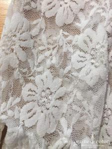 Gants courts en dentelle ivoire clair