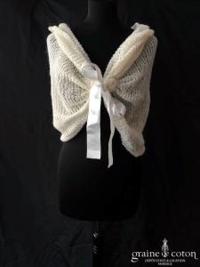 Création - Étole / cape en laine pailletée ivoire