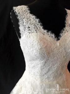 White One pour Pronovias - Samaya