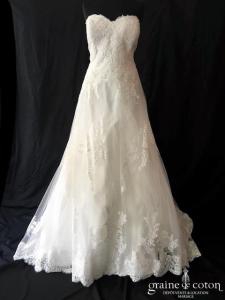 White One pour Pronovias - Fabiella