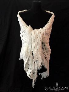 Création - Châle en laine ajouré blanche fait main