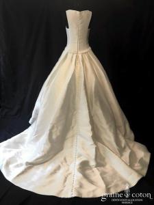Pronovias - Barcaza