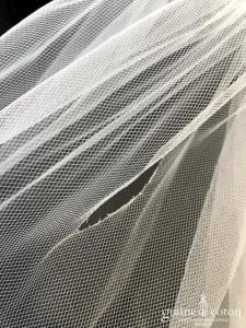 Bianco Evento - Voile court en soft tulle ivoire bordé de dentelle de Chantilly