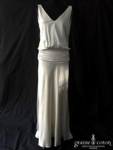 Charlie Brear - Création fluide taille basse en satin de soie et dentelle