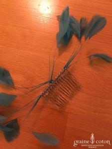 Cherry Chau - Peigne en Swarovski et plumes bleues