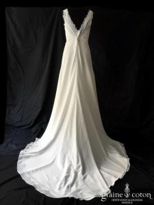 White One pour Pronovias - Opera