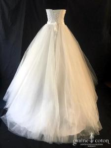 Oksana Mukha - Constance