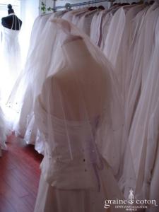 Voile court ivoire avec strass