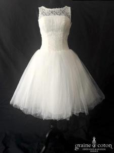 Kitty and Dulcie - Pearly Queen