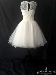 Kitty and Dulcie - Pearly Queen