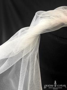 Laure de Sagazan - Voile long de 2 mètres en tulle fluide ivoire