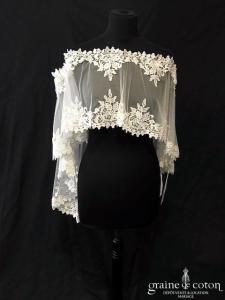 Bianco Evento - Cape poncho en soft tulle et guipure ivoire
