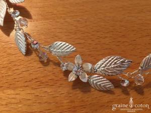 Bianco Evento - Headband bandeau feuilles argentées et fleurs cristaux Swarovski