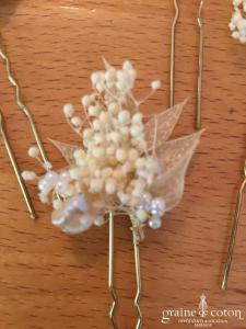 Les couronnes de Victoire - Lot de 6 pics Ombelline à chignons fleurs stabilisées ivoires