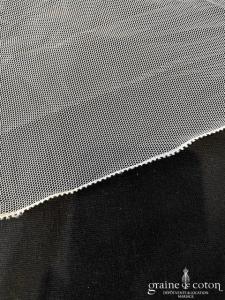 Rosa Clara - Voile long de 3 mètres en tulle fluide surjeté