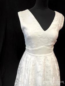 Charlotte de Bourayne - Création en dévoré d'organza ivoire