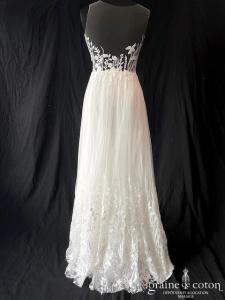 Anna Kara - Mayflower