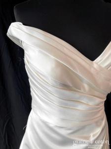 White One pour Pronovias - Alicai