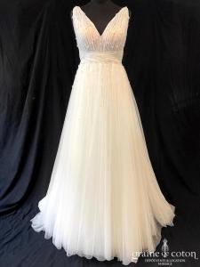 Pronovias - Hegemone