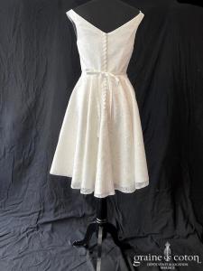 JJS House - Robe courte en dentelle ivoire claire