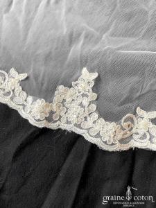 Bajabella - Voile long de 2,50 mètres en tulle ivoire bordé de guipure perlée