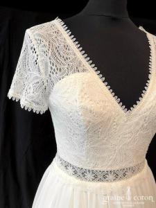 Marylise - Blue Velvet