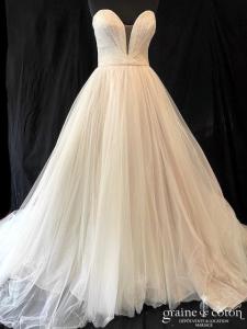 Atelier Pronovias - Night Sky