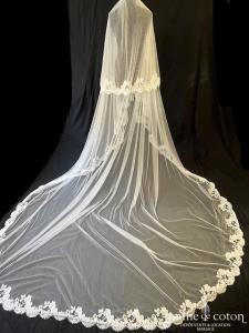 Rosa Clara Couture - Voile long de 3 mètres en soft tulle ivoire bordé de dentelle