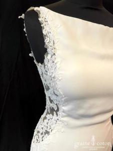 White One pour Pronovias - Geranium