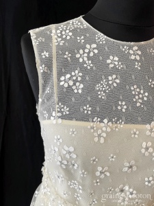 Red Valentino - Robe courte en tulle brodé crème