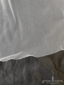Amarildine - Voile long de 2,50 mètres en tulle fluide ivoire