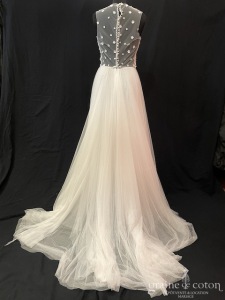Daalarna Couture par Metal Flaque - Création en tulle souple et top fleurs