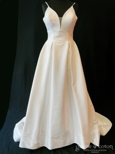 Modeca pour White Boutik - Kalinda