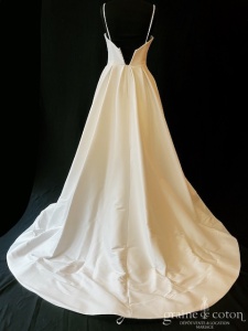 Modeca pour White Boutik - Kalinda