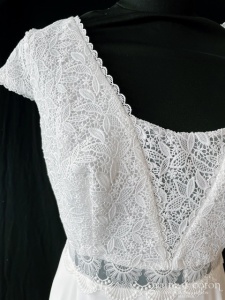 Madame a dit oui - Caroline avec dentelle Célia