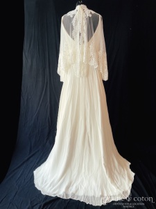 Lambert Création et Delphine Manivet - Jupe mousseline top César et cape dentelle Poirier