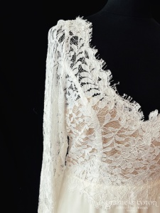 La petite mariée de Sopite - Création en crêpe et dentelle