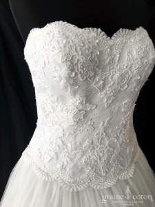 Pronovias - Taya