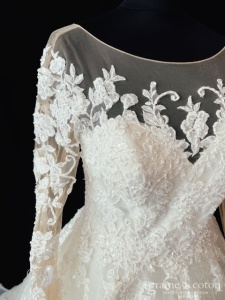 Demetrios - Robe encolure bateau en dentelle et tulle