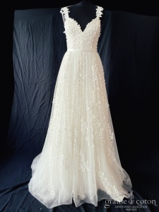 Daalarna - Création en tulle fleuri