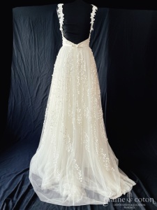 Daalarna - Création en tulle fleuri